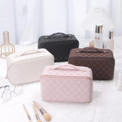 Jolie Trousse de Toilette Femme