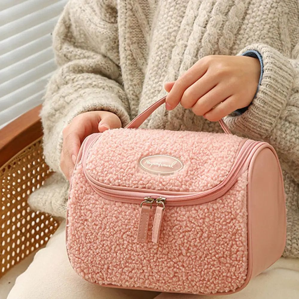 Petite Trousse de Toilette à Suspendre Femme